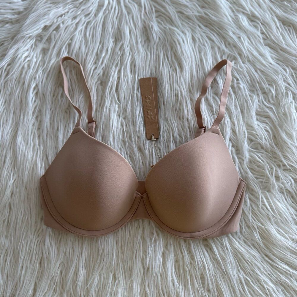 Skims Fits Everybody T-shirt Bra Clay Size 30D